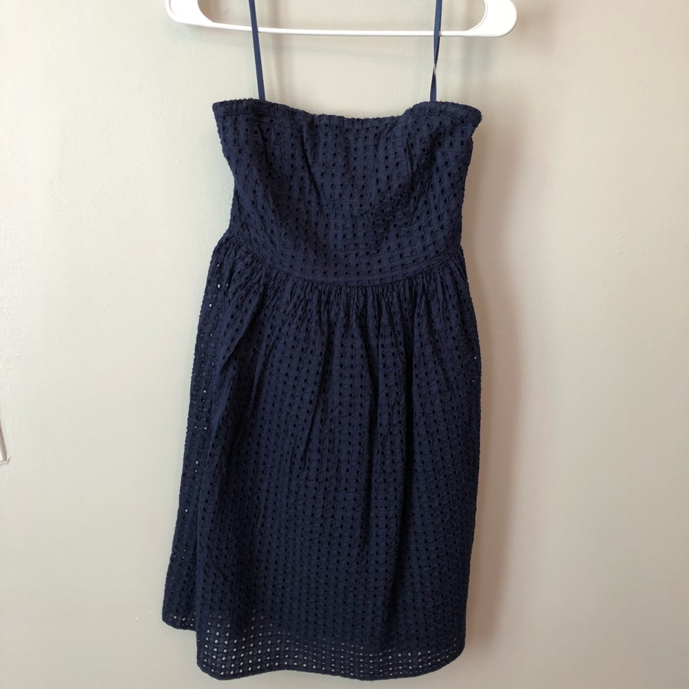 Old navy size 6 navy strapless sundress
